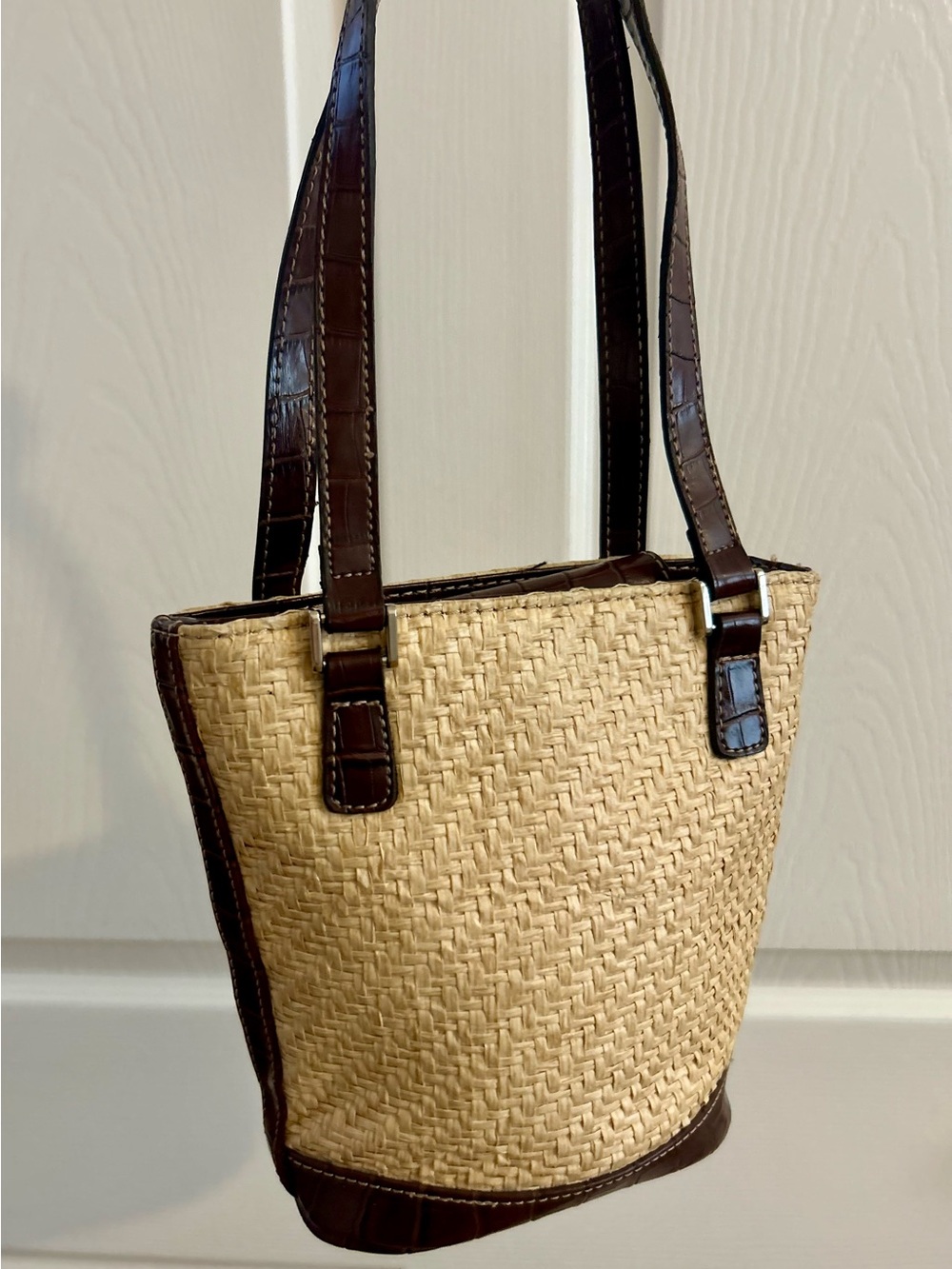 VTG Liz Claiborne Woven Straw Tote with Croc Embossed Brown Trim